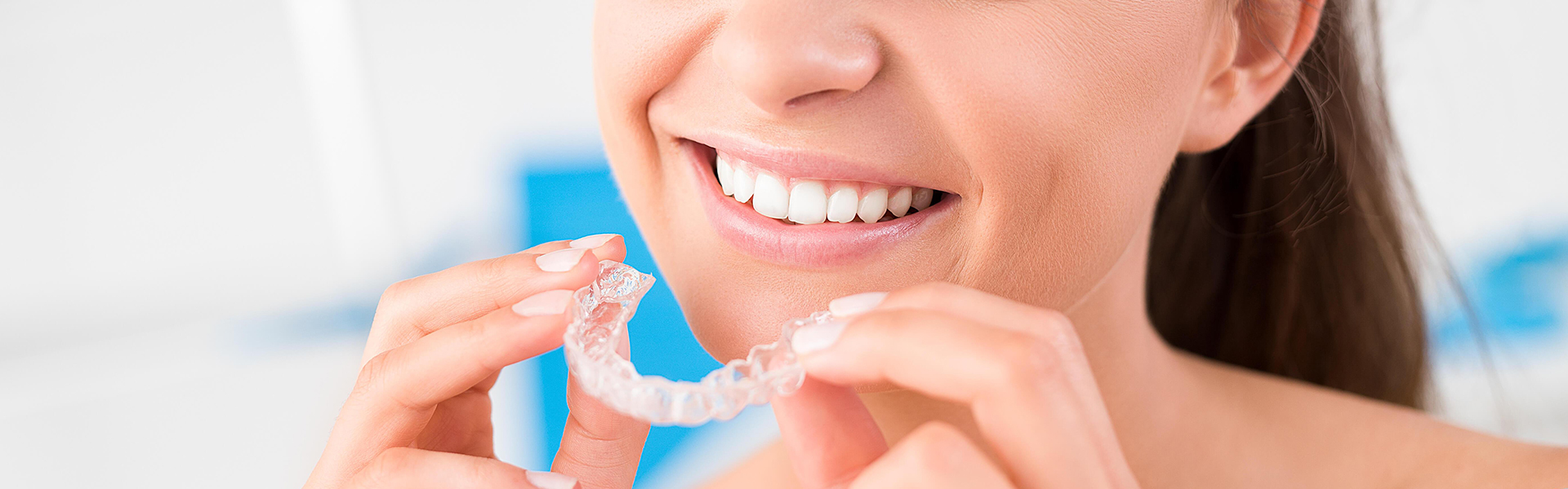 Teeth Straightening With Invisalign Popular Among Adults