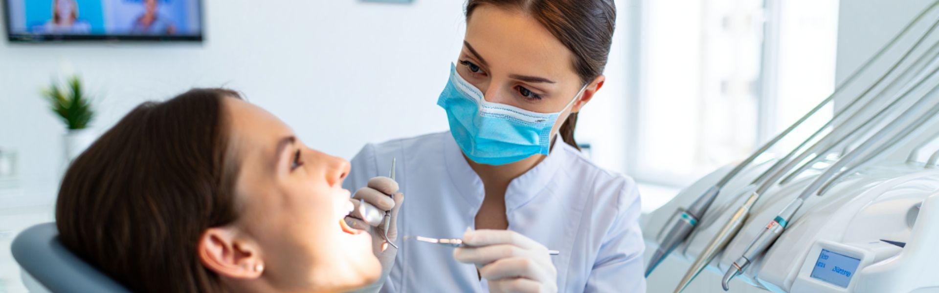 Teeth Whitening During Pregnancy Guide