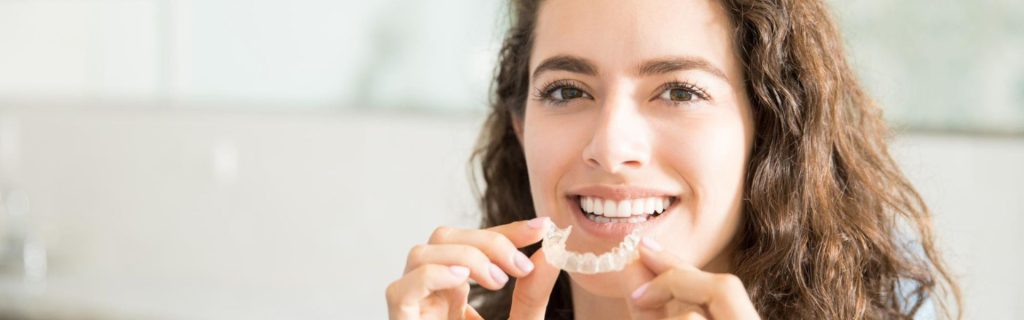 Clean Invisalign Trays Clean Invisalign Trays