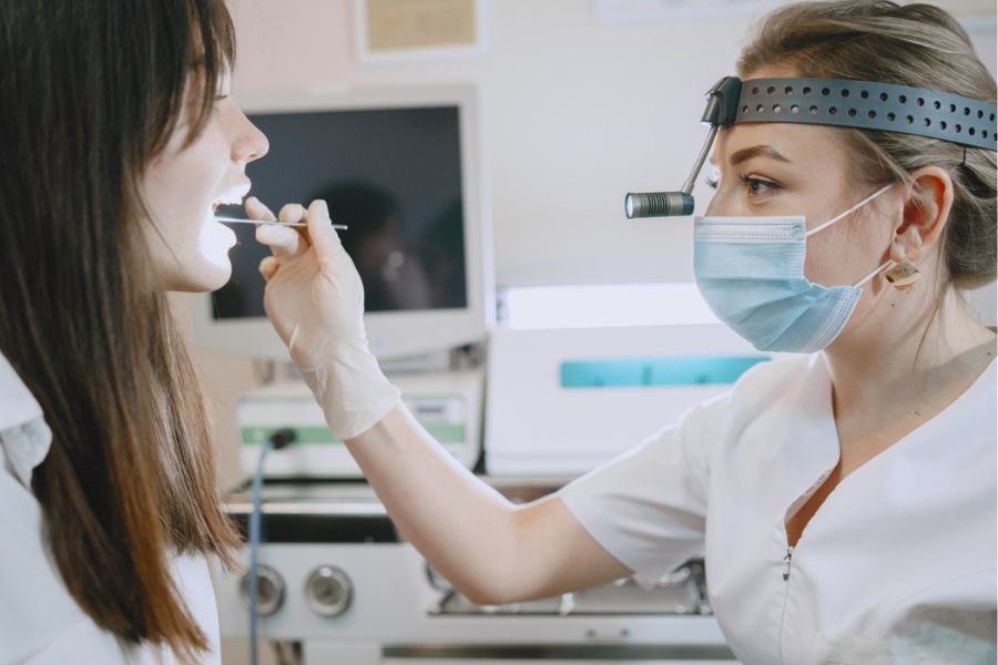 How the Oral Cancer Screening Is Performed