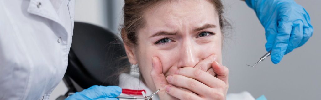 signs of a bad dental hygienist